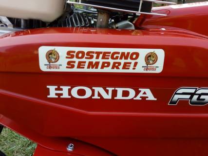 CoyoteMotoZappaSostegno1